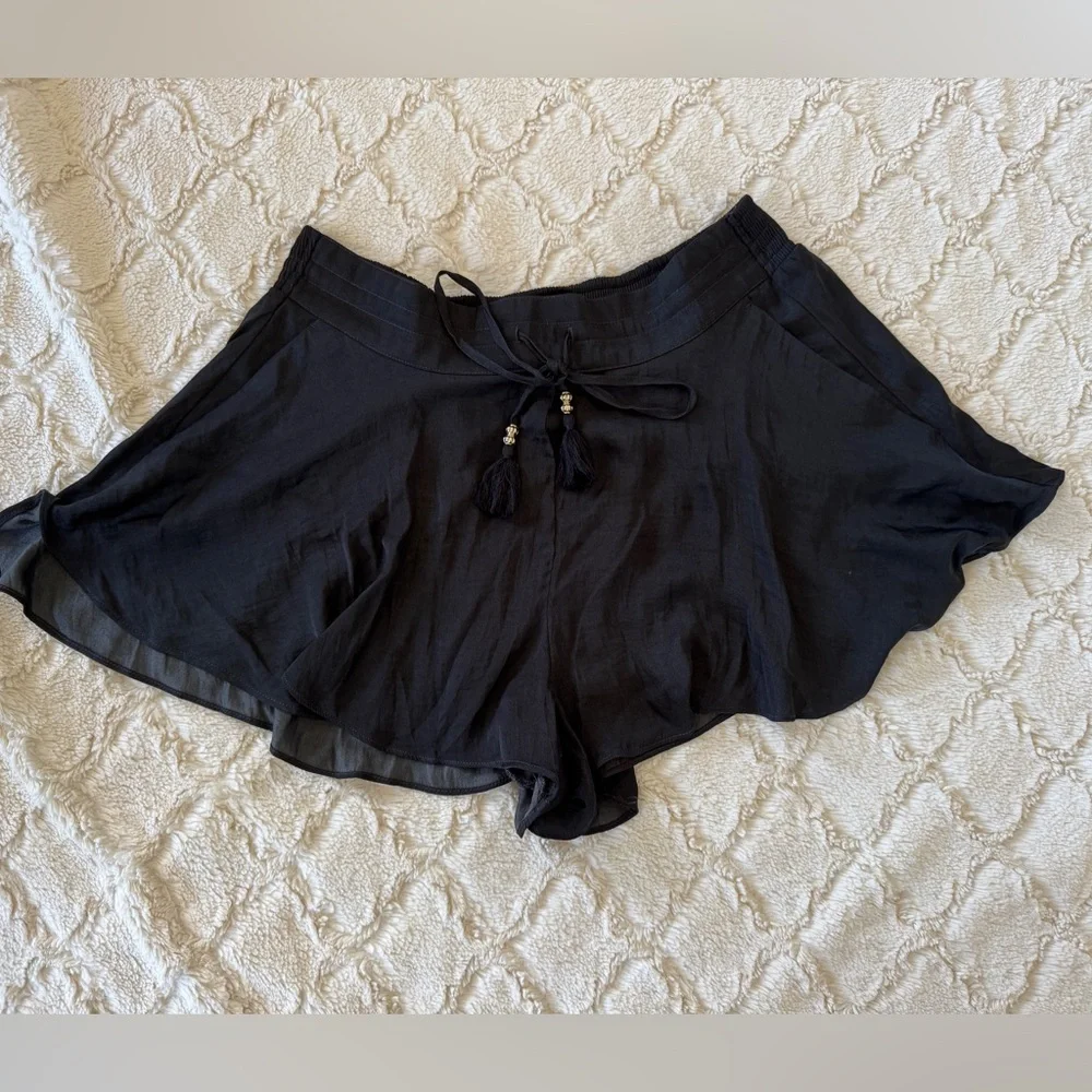 H&M Divided Women's Black Tassel Tie Waist Shorts Boho Casual - Picture 5 of 10